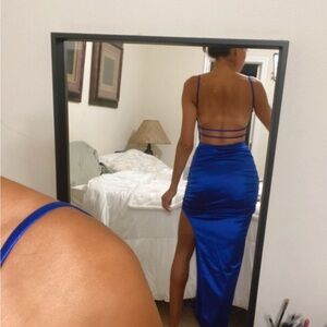 GORGEOUS NWT Windsor Store Royal Blue Gown
